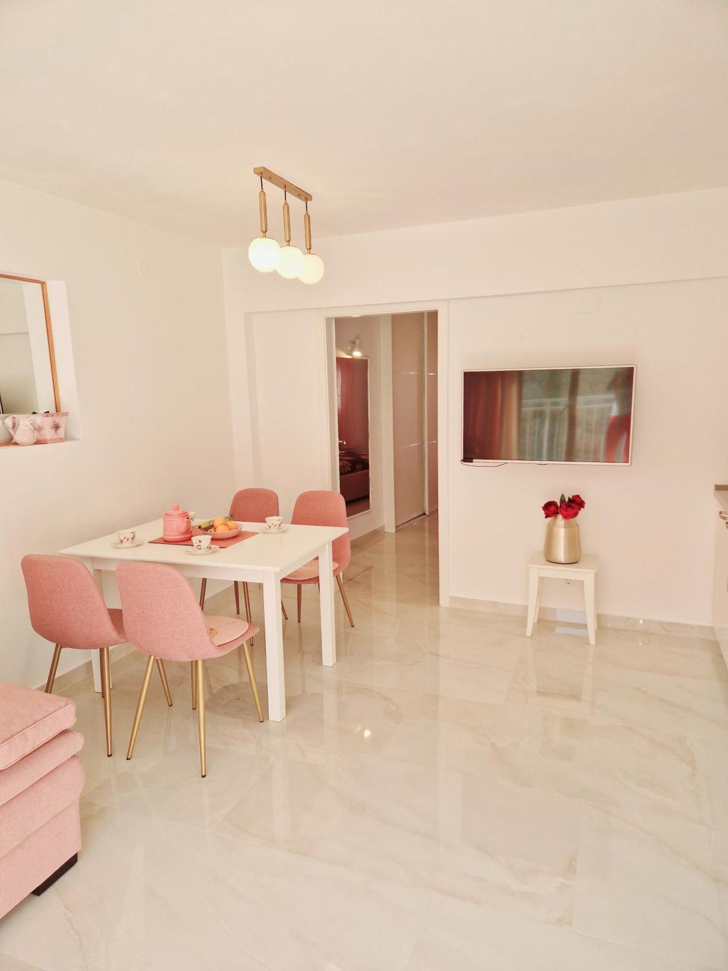 Aparthotel Marina Primosten Phòng bức ảnh